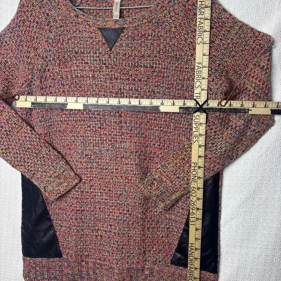 Xhilaration Women's Pink and Black Textured Crew Neck Sweater - Picture 7 of 10